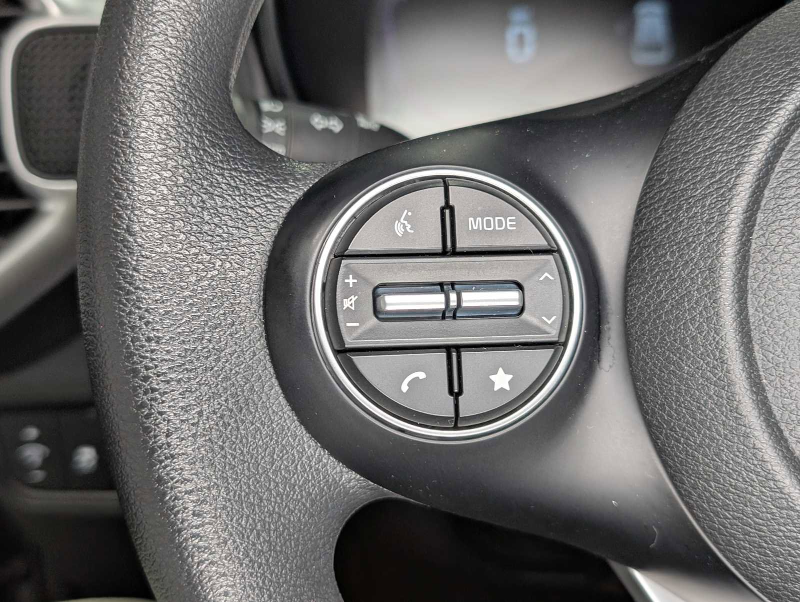 Certified 2023 Kia Soul LX image 33