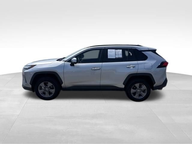 Used 2024 Toyota RAV4 LE AWD/4WD image 2