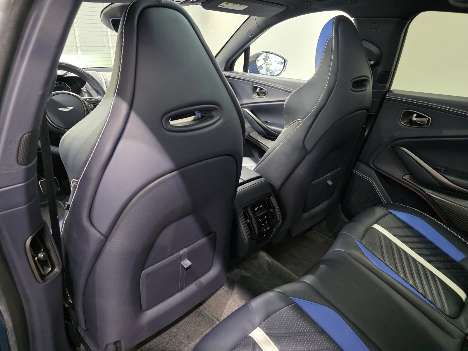 Used 2023 Aston Martin DBX 707 image 20