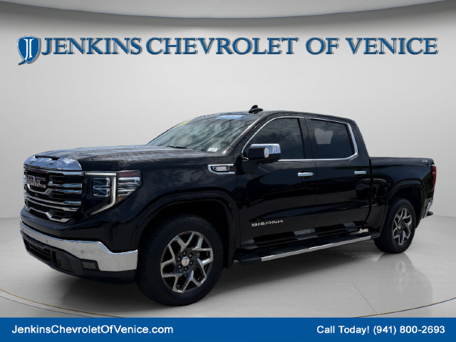 Used 2023 GMC Sierra 1500 SLT w/ SLT Premium Package AWD/4WD image 11