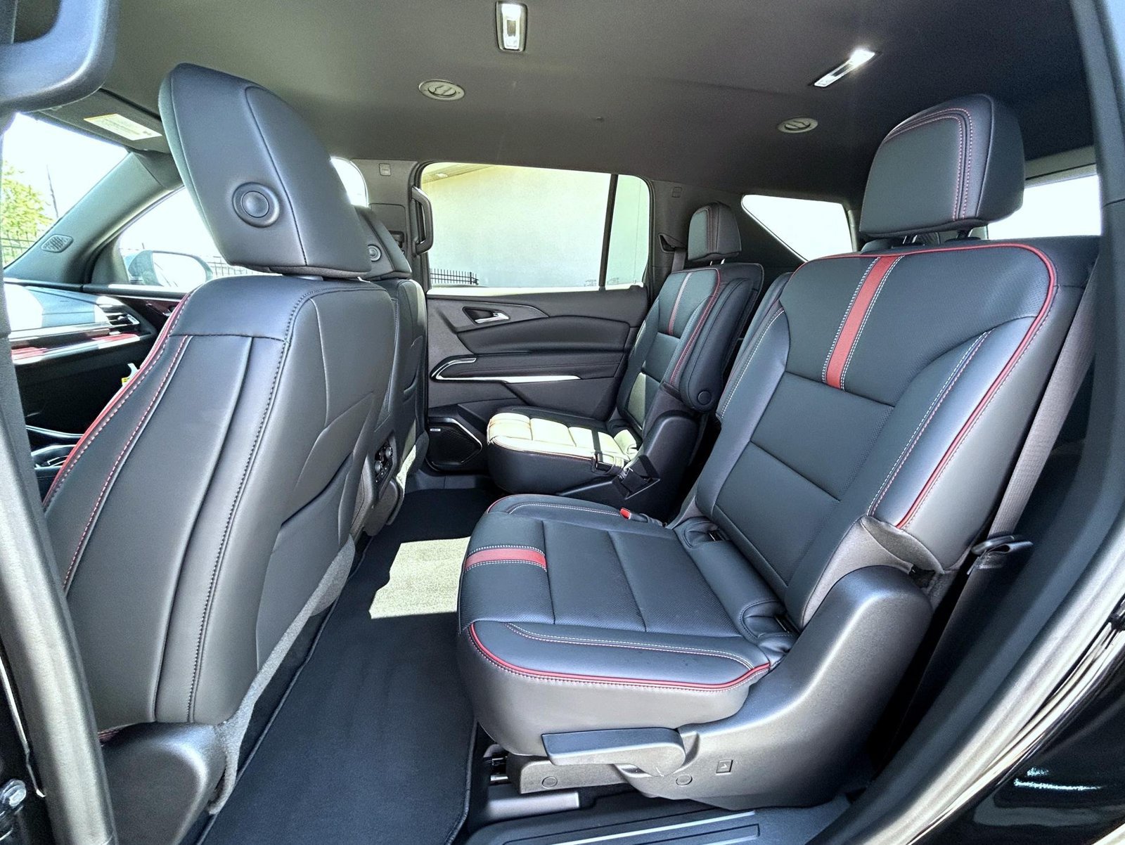New 2027 Chevrolet Traverse RS AWD/4WD image 20