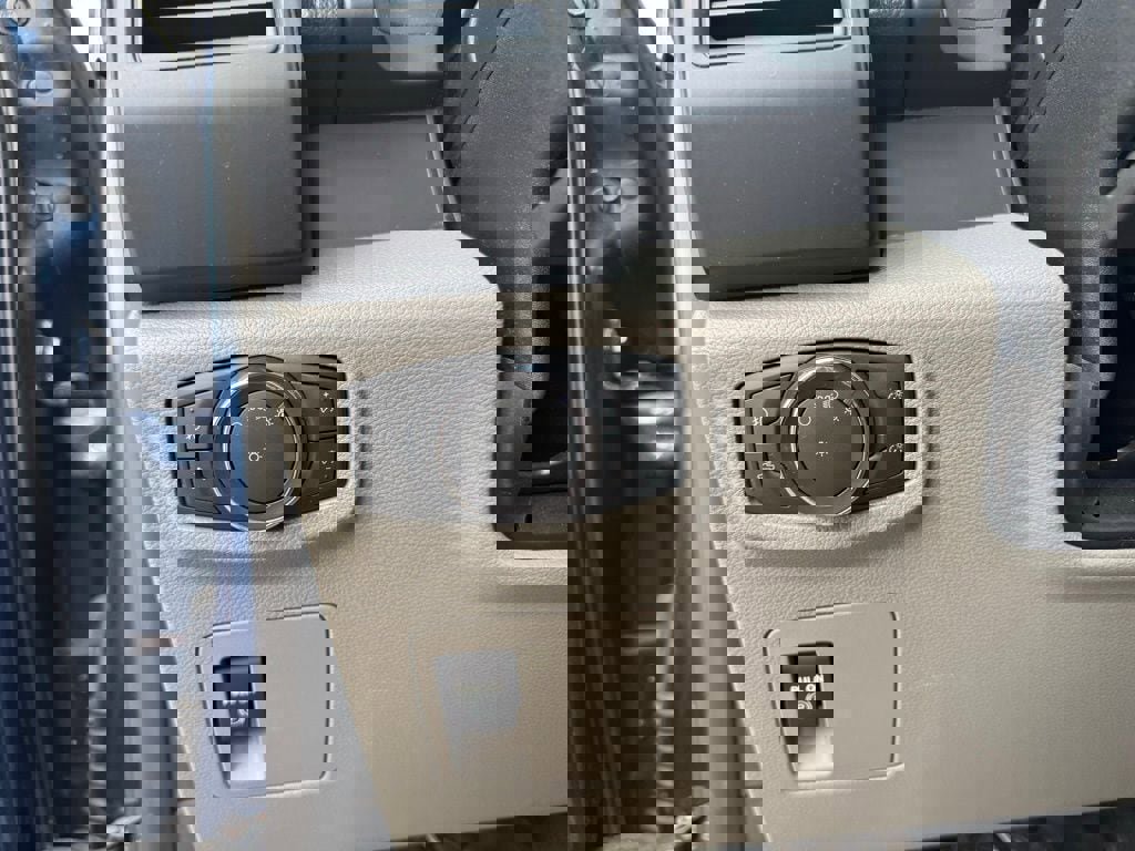 Used 2018 Ford F150 XL w/ Equipment Group 101A Mid image 16