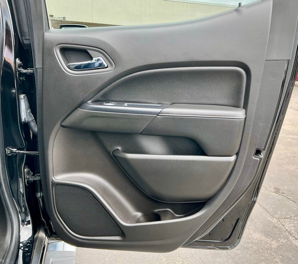 Used 2017 GMC Canyon Denali image 25