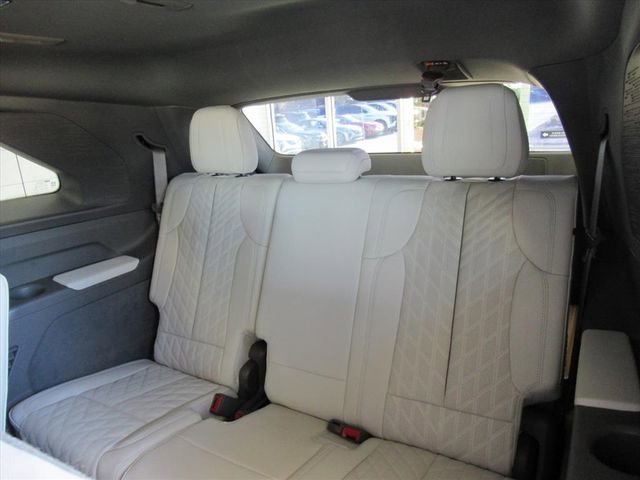 New 2026 Cadillac Escalade IQ Sport 1 w/ LPO, ONYX Package image 34