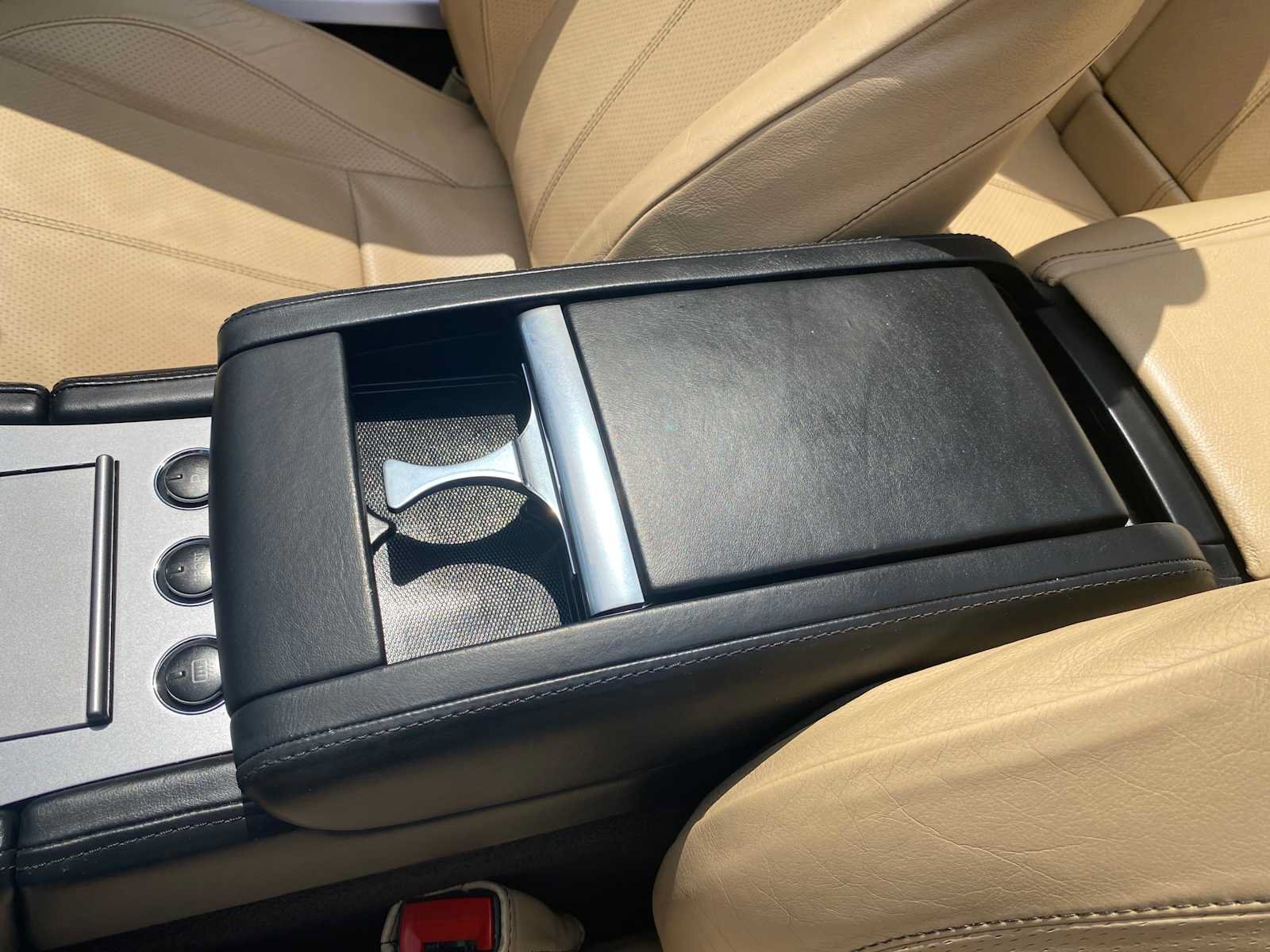 Used 2007 Aston Martin DB9 Volante RWD image 26