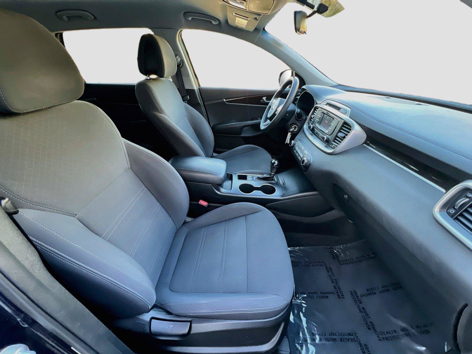 Used 2016 Kia Sorento FWD image 26