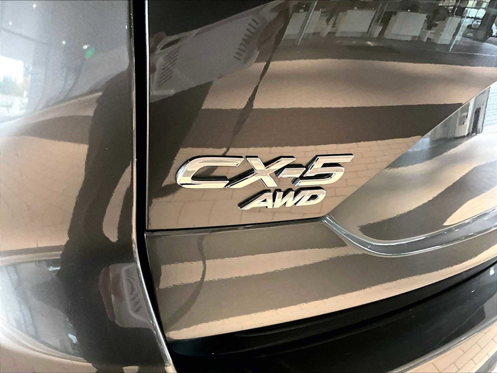 Used 2018 MAZDA CX-5 Touring w/ Preferred Equipment Package image 38