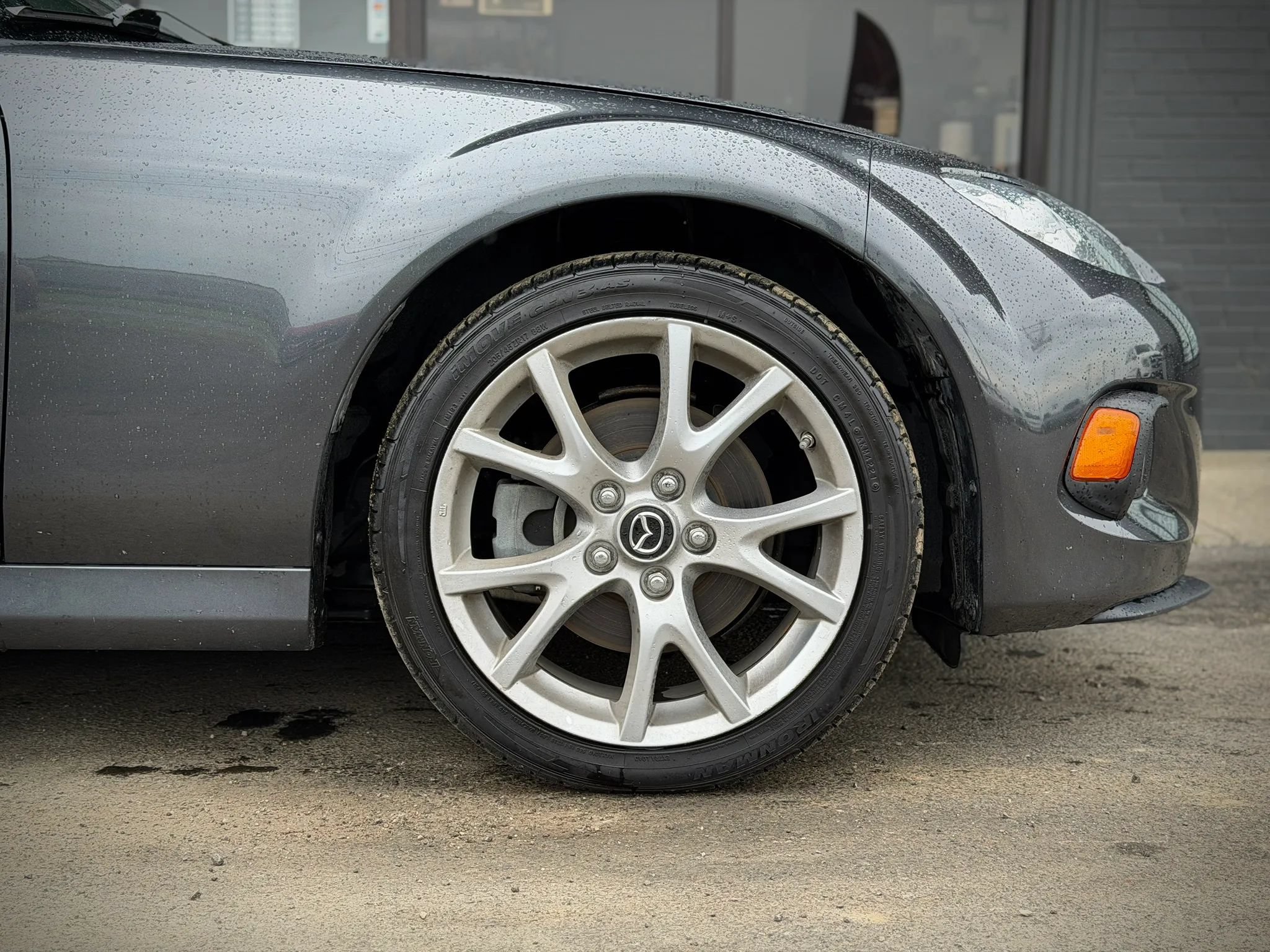 Used 2015 MAZDA MX-5 Miata Grand Touring w/ Premium Package RWD image 32