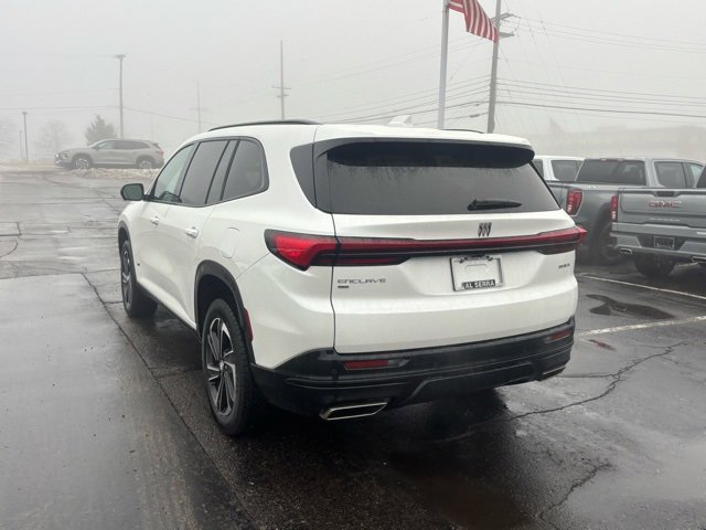 Used 2025 Buick Enclave Sport Touring w/ Power Package image 7