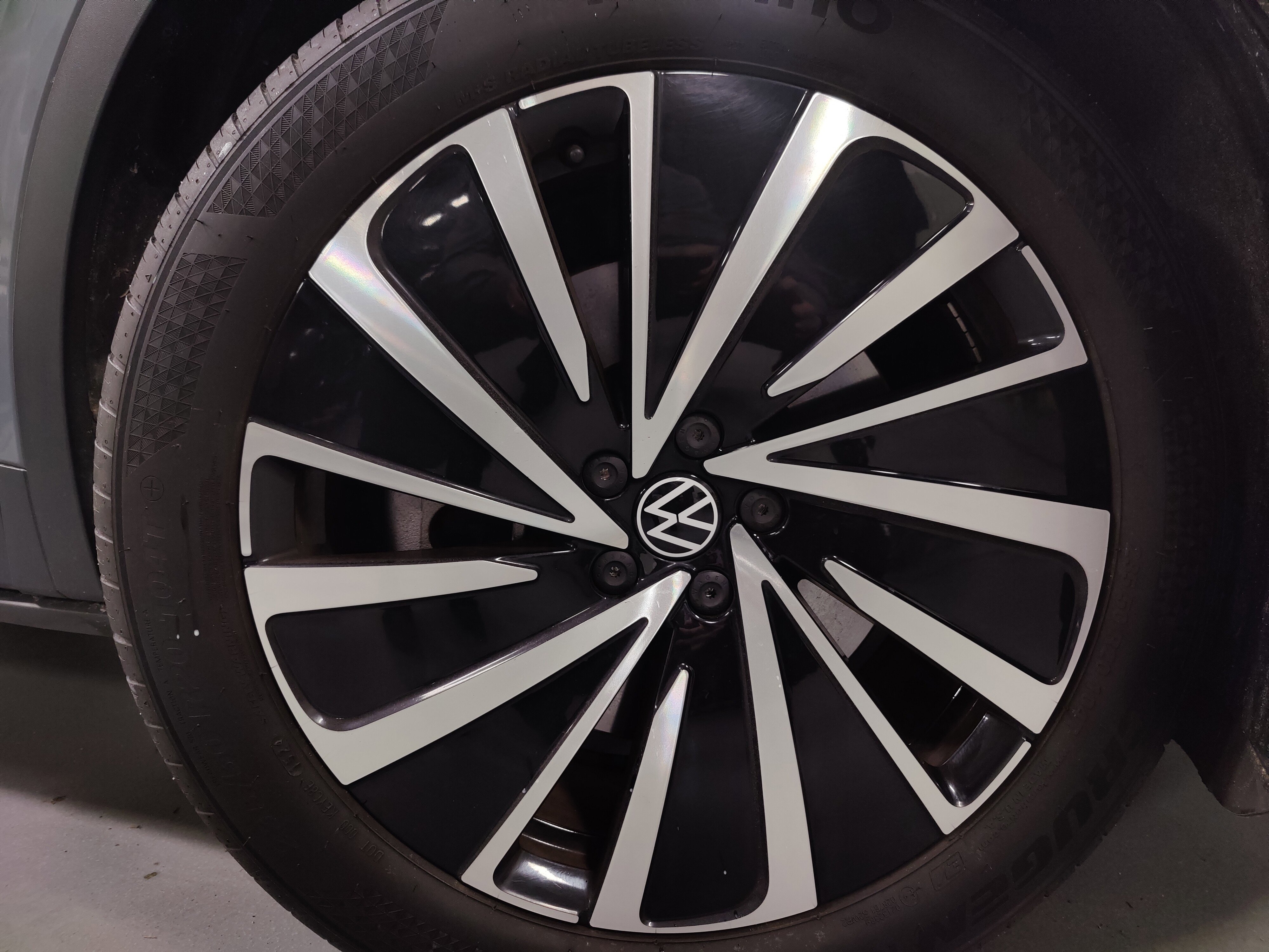 Certified 2024 Volkswagen ID.4 S image 25