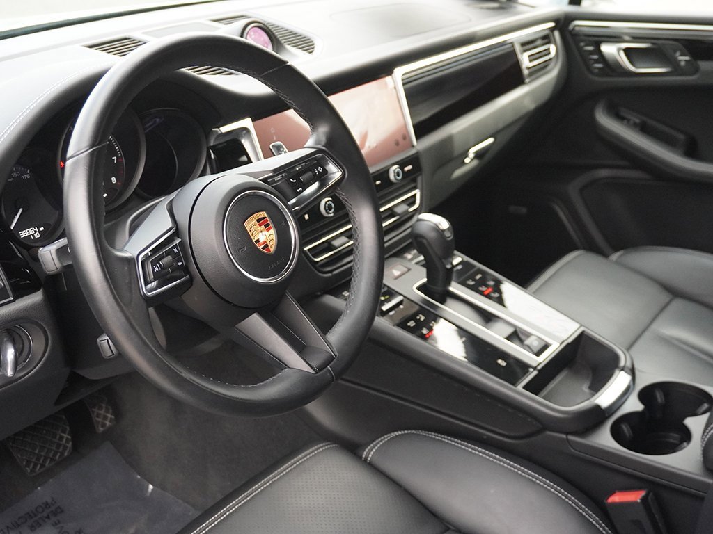 Used 2022 Porsche Macan image 27
