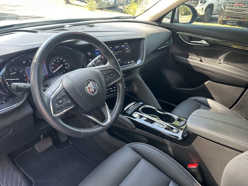 Used 2023 Buick Envision Essence image 8