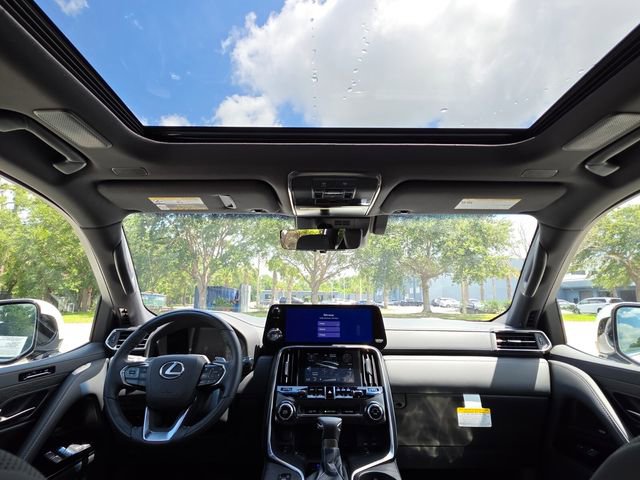 New 2026 Lexus LX 600 4WD w/ Luxury Package image 21