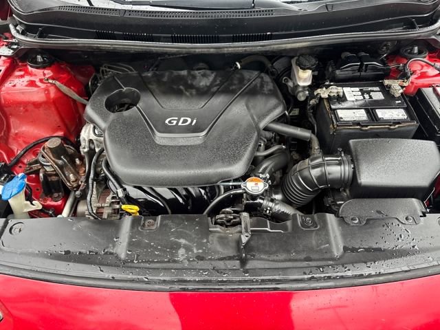 Used 2012 Hyundai Accent SE image 14