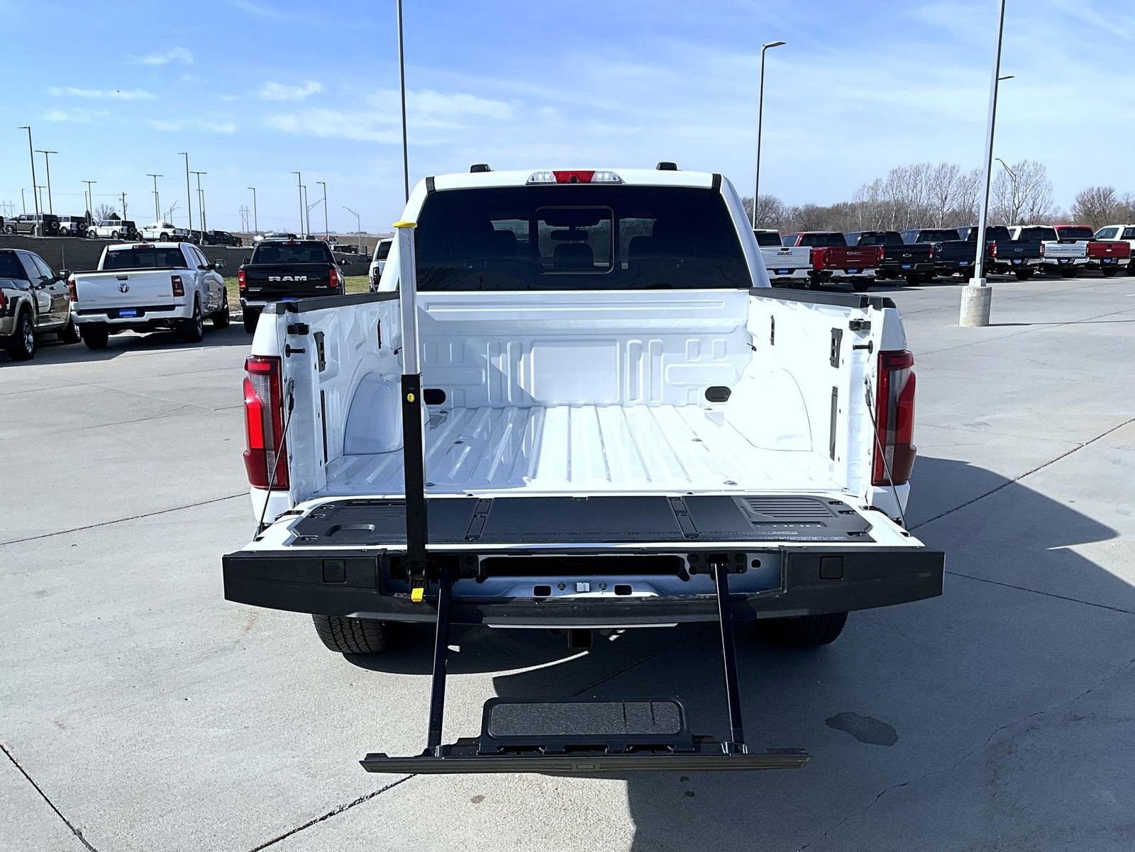 New 2026 Ford F150 Platinum w/ Equipment Group 702A High AWD/4WD image 13