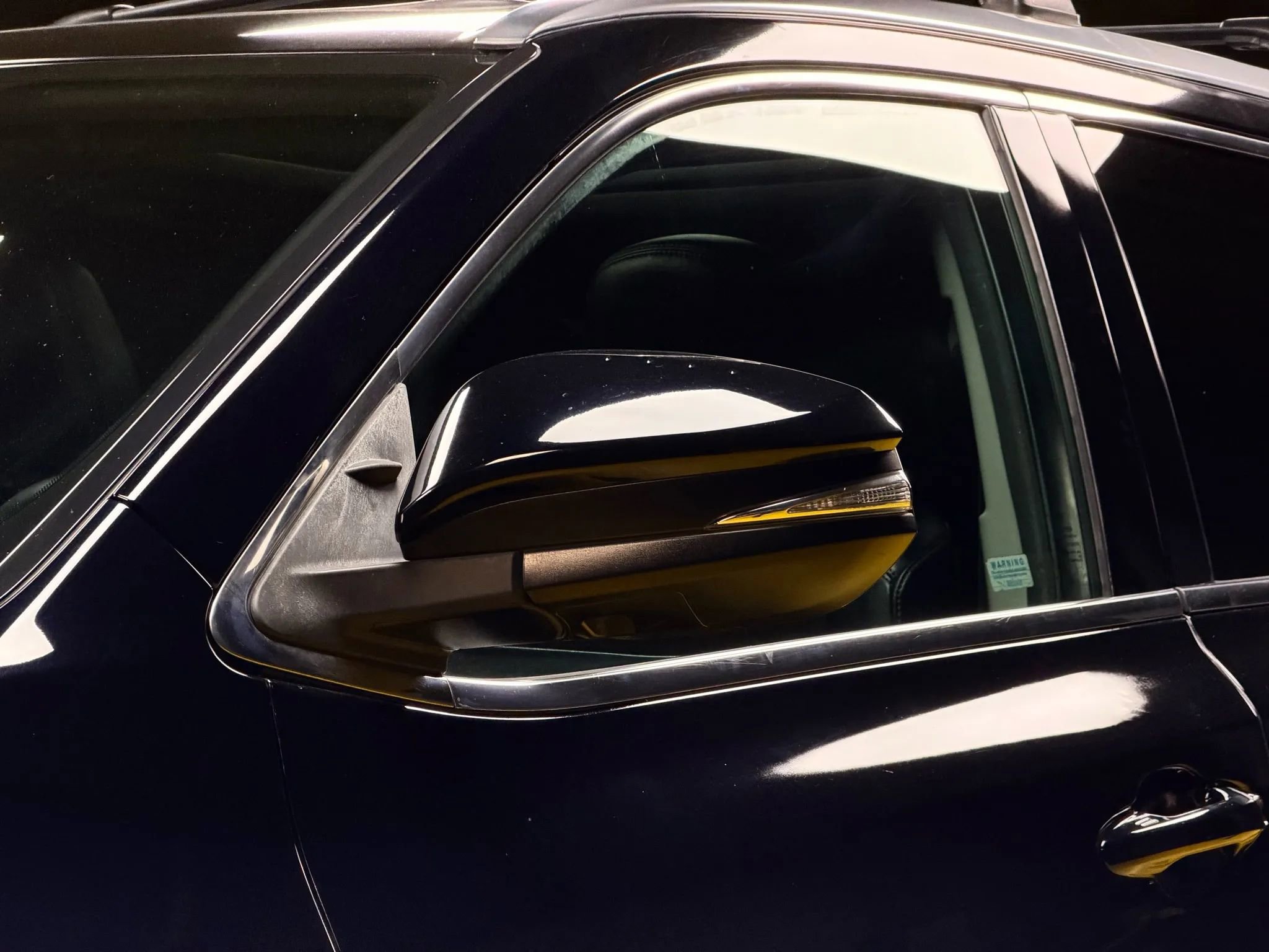 Used 2015 Toyota Highlander Limited Platinum image 9