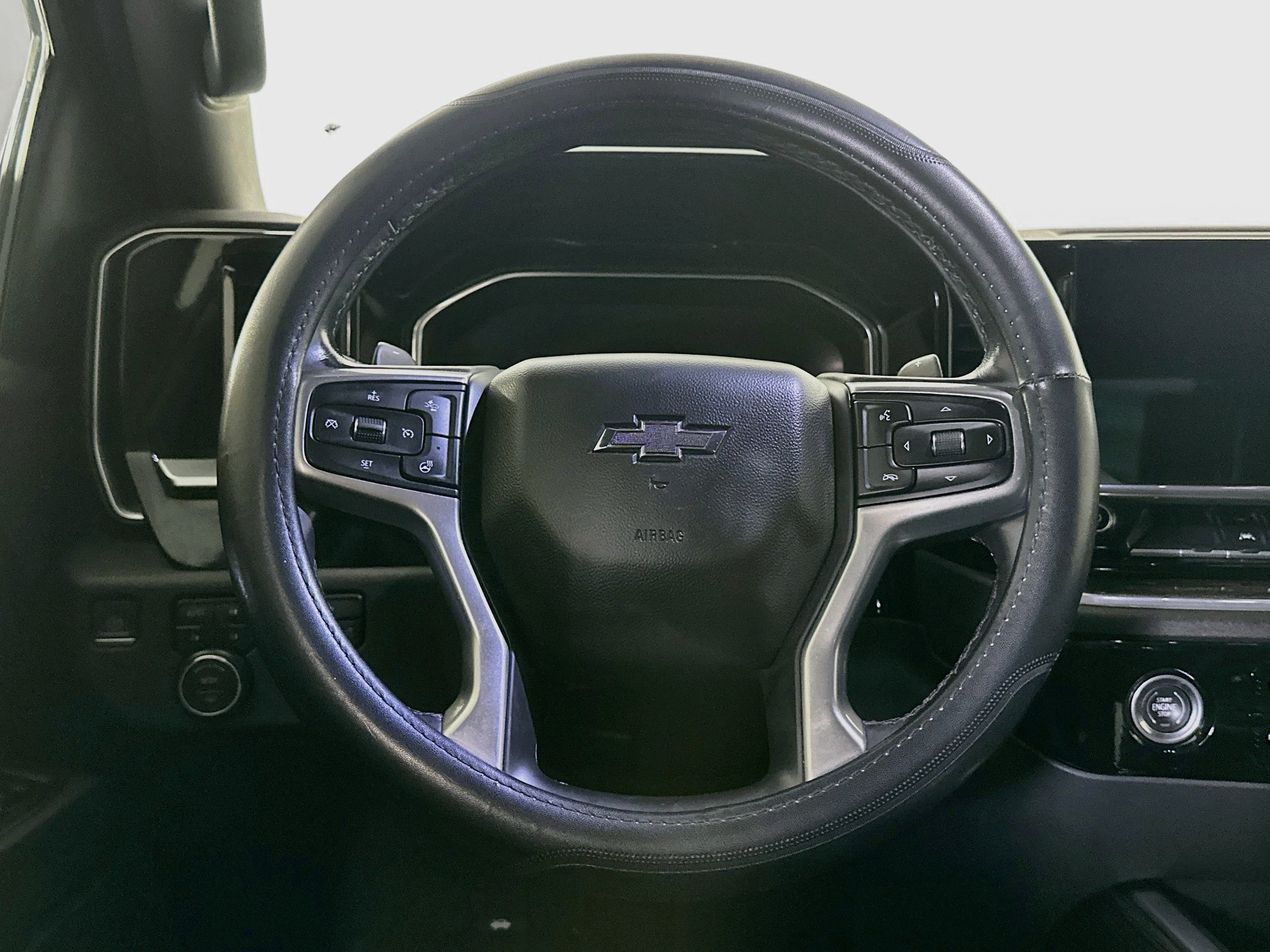Used 2023 Chevrolet Silverado 1500 RST AWD/4WD image 17