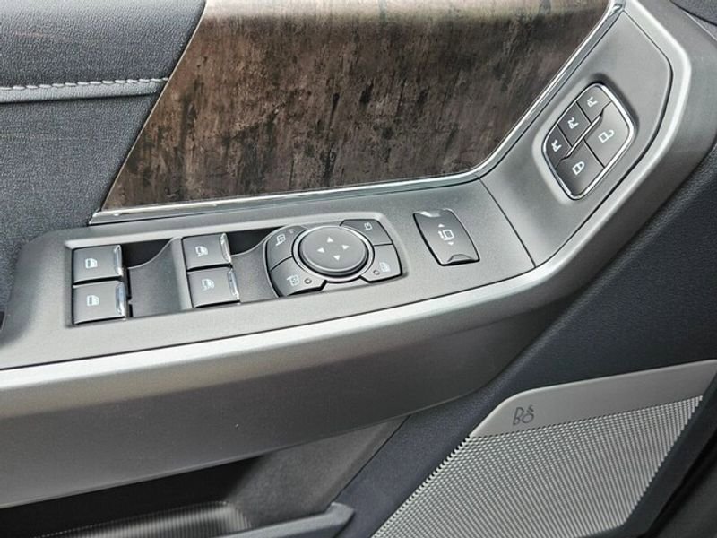 New 2026 Ford F250 Lariat image 34