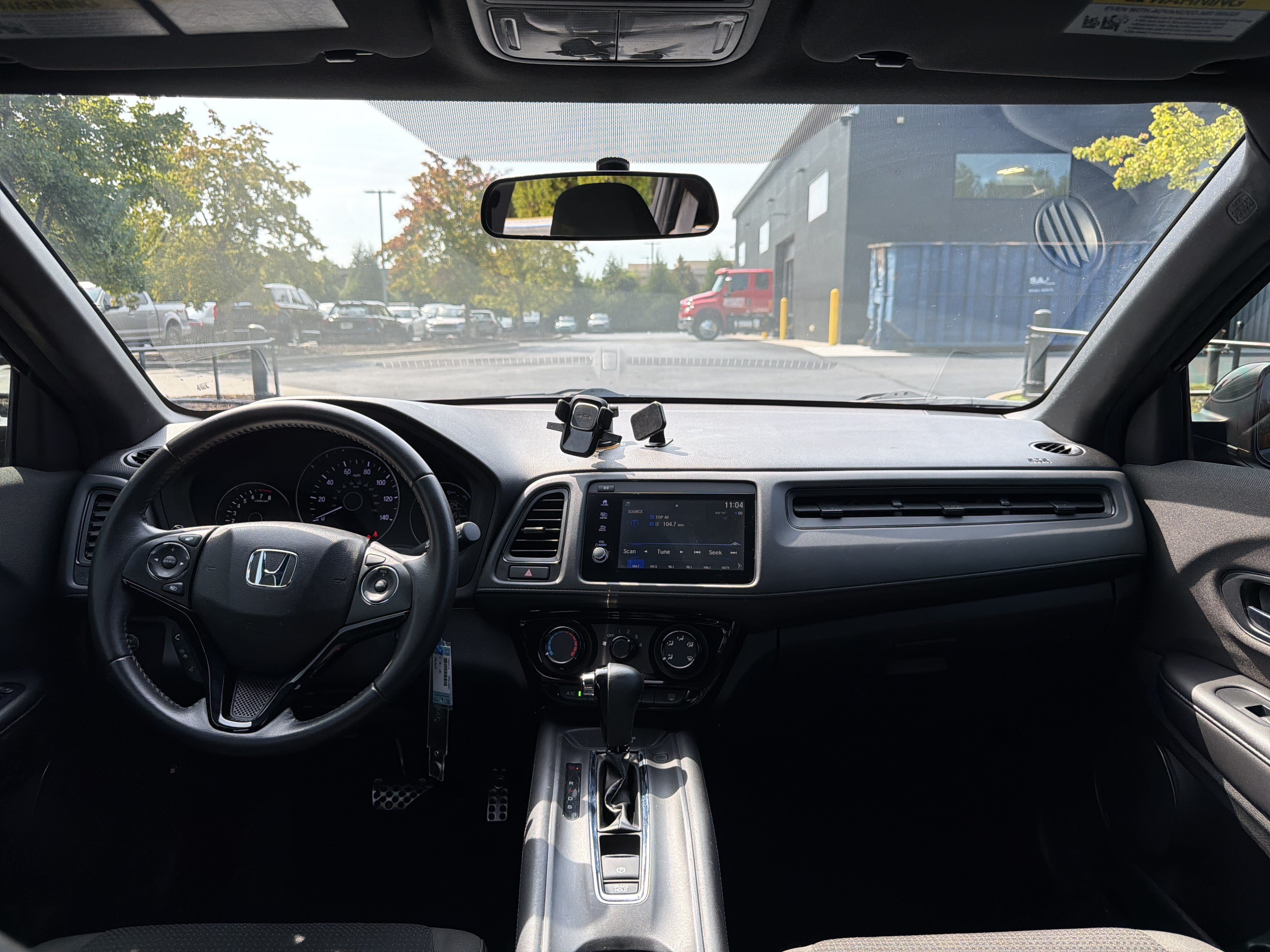 Used 2019 Honda HR-V Sport image 40