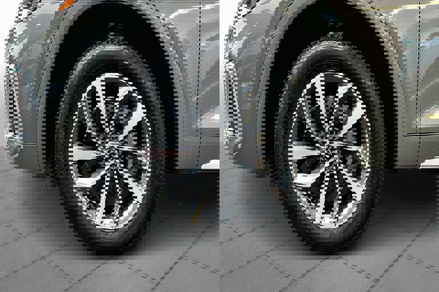 Used 2023 Audi Q5 2.0T Premium Plus w/ Premium Plus Package image 10