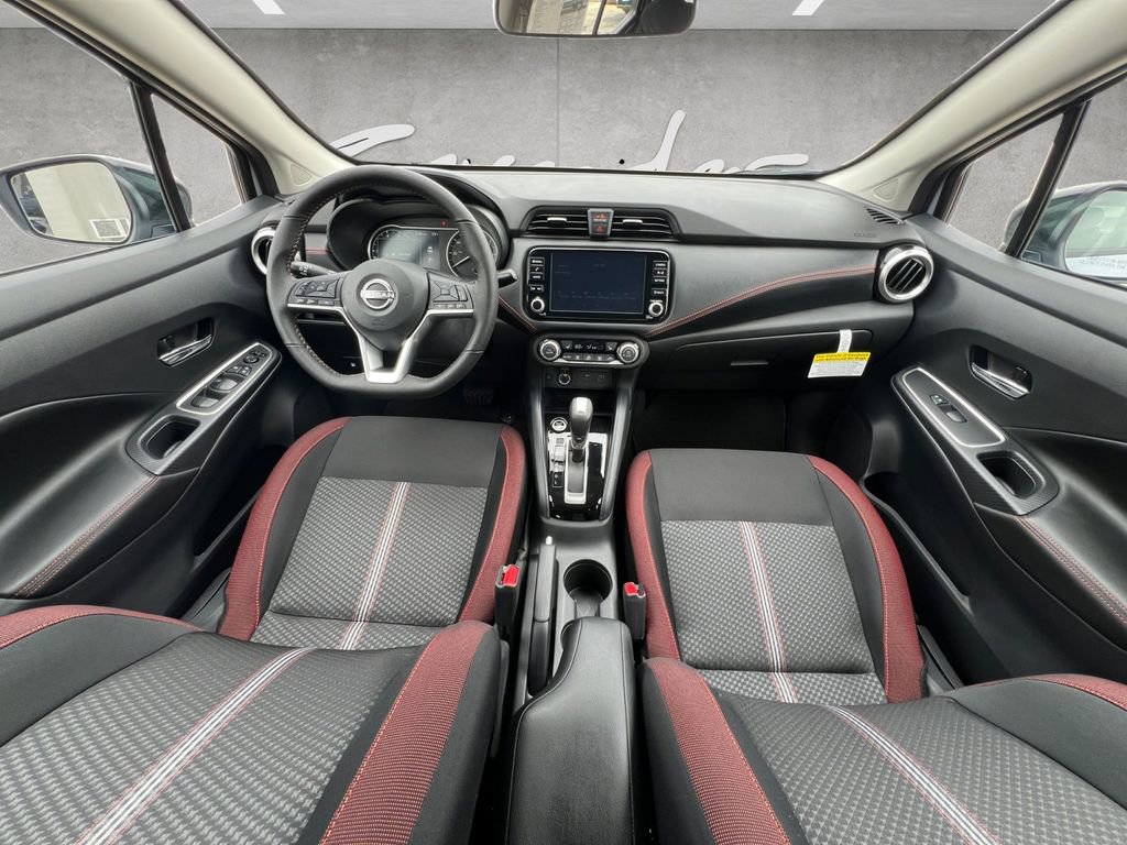 New 2025 Nissan Versa SR FWD image 20