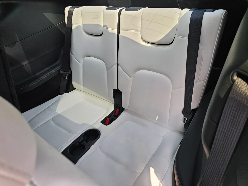 Used 2023 Tesla Model Y Long Range AWD/4WD image 23