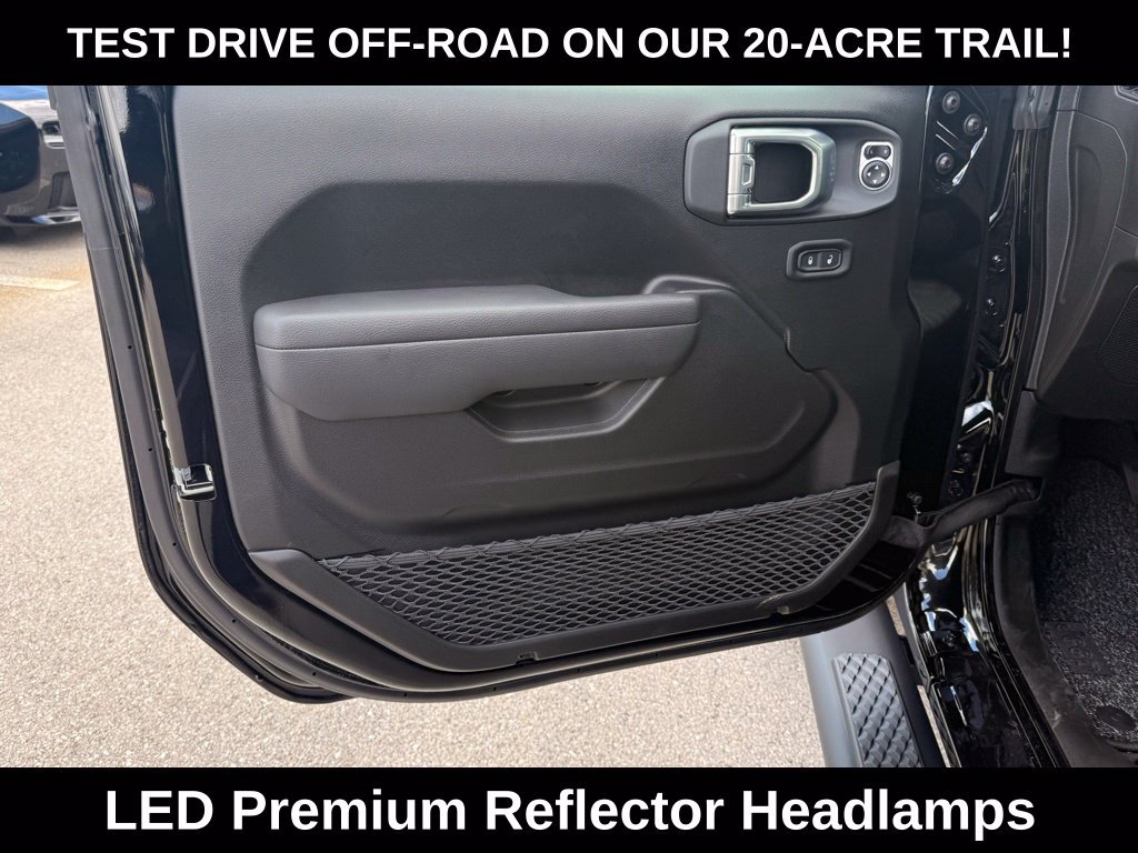 New 2026 Jeep Gladiator Sport AWD/4WD image 30