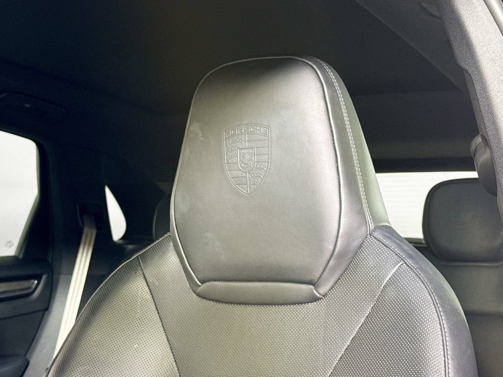 Certified 2023 Porsche Cayenne Platinum Edition AWD/4WD image 22