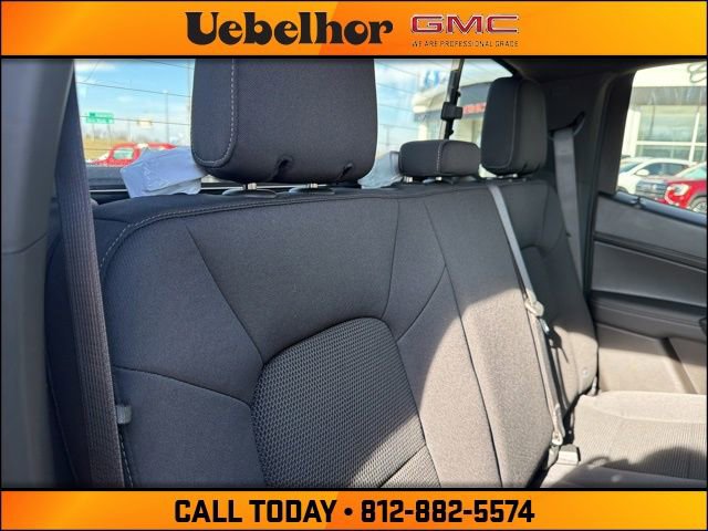 New 2026 GMC Canyon Elevation w/ Convenience Package image 5