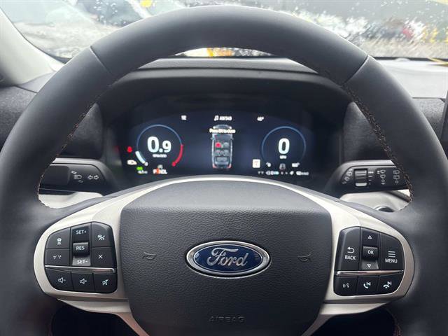 New 2026 Ford Explorer Active w/ Active Comfort Package image 11