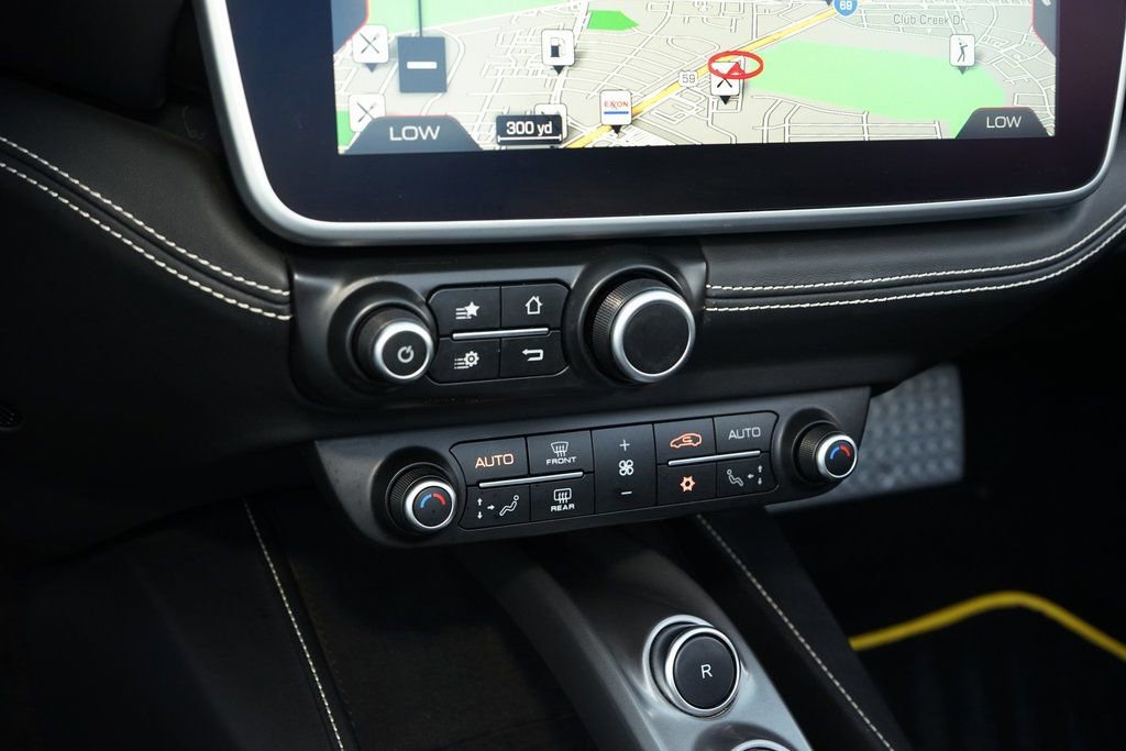 Used 2019 Ferrari Portofino image 16