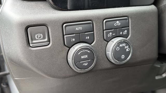 Certified 2023 Chevrolet Silverado 1500 LT AWD/4WD image 9