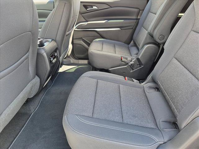New 2027 Chevrolet Traverse LT FWD image 15