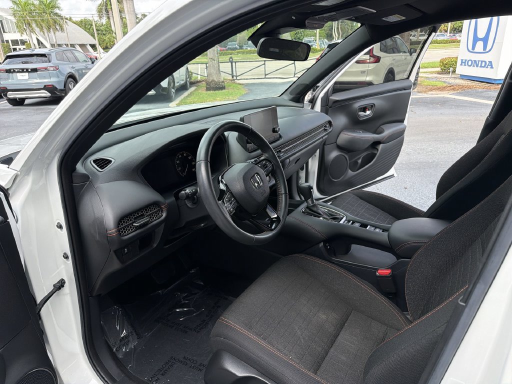 Certified 2024 Honda HR-V Sport image 30