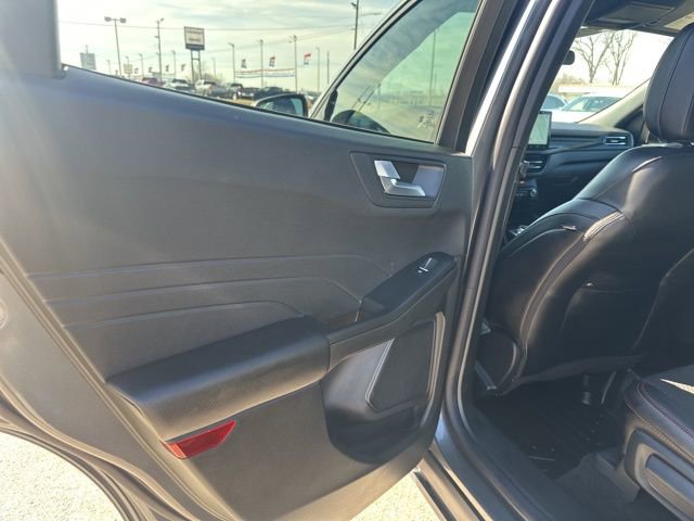 Used 2025 Ford Escape ST-Line w/ Tech Pack #1 image 27