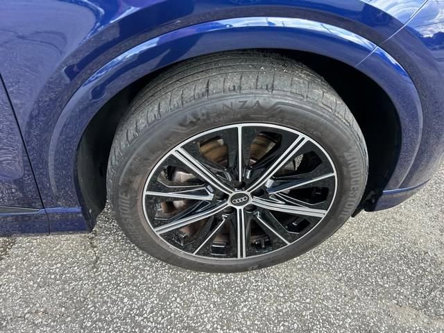 Used 2022 Audi Q4 e-tron Premium Plus w/ Premium Plus image 33