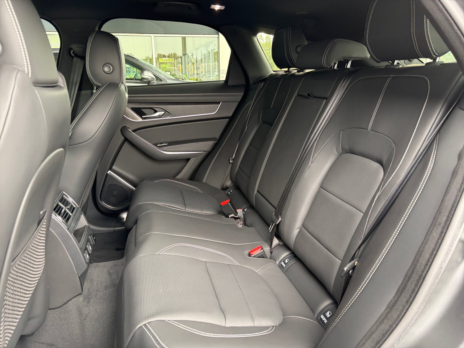 New 2026 Jaguar F-PACE R-Dynamic S AWD/4WD image 17