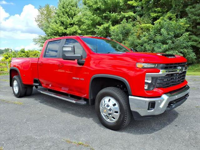 Used 2026 Chevrolet Silverado 3500 LT w/ All Star Edition AWD/4WD image 5