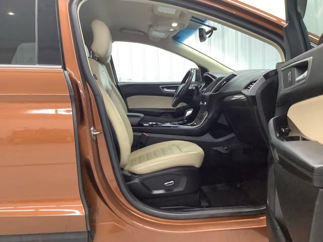 Used 2017 Ford Edge SEL w/ Equipment Group 201A AWD/4WD image 12