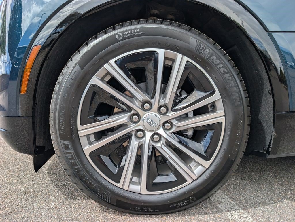 Certified 2024 Cadillac Lyriq Luxury AWD/4WD image 10