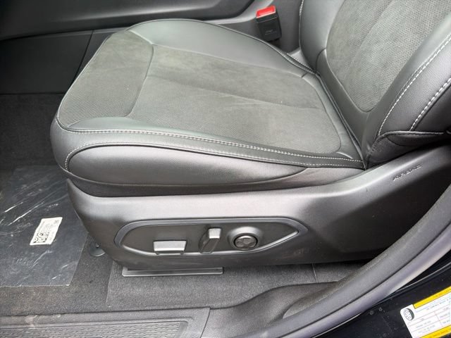 New 2026 Jeep Grand Cherokee Altitude AWD/4WD image 13