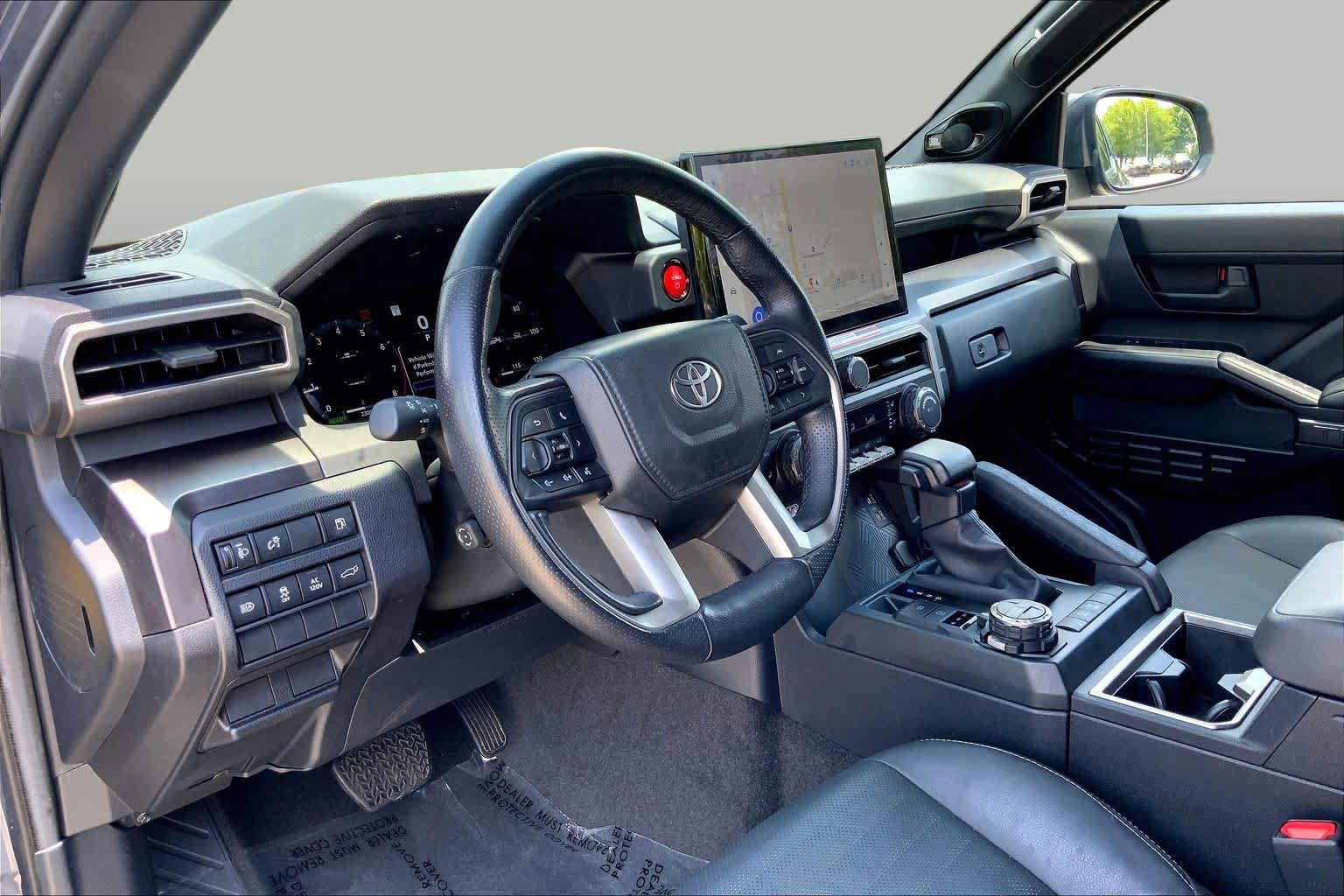 Certified 2025 Toyota 4Runner TRD Off-Road Premium AWD/4WD image 18