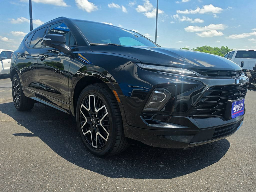 Used 2024 Chevrolet Blazer RS w/ Driver Confidence II Package AWD/4WD image 11