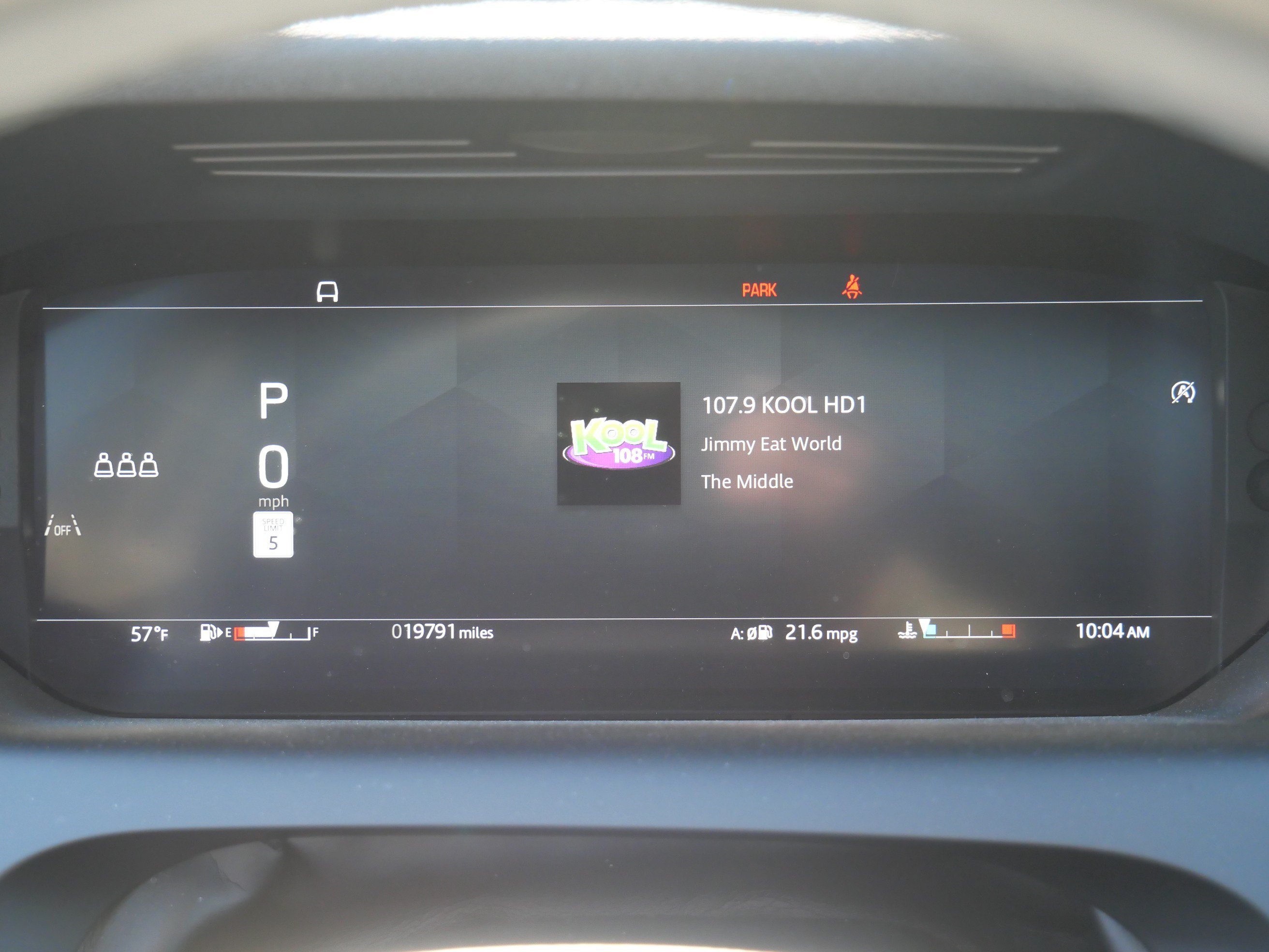 Used 2024 Land Rover Discovery Sport Dynamic SE AWD/4WD image 26