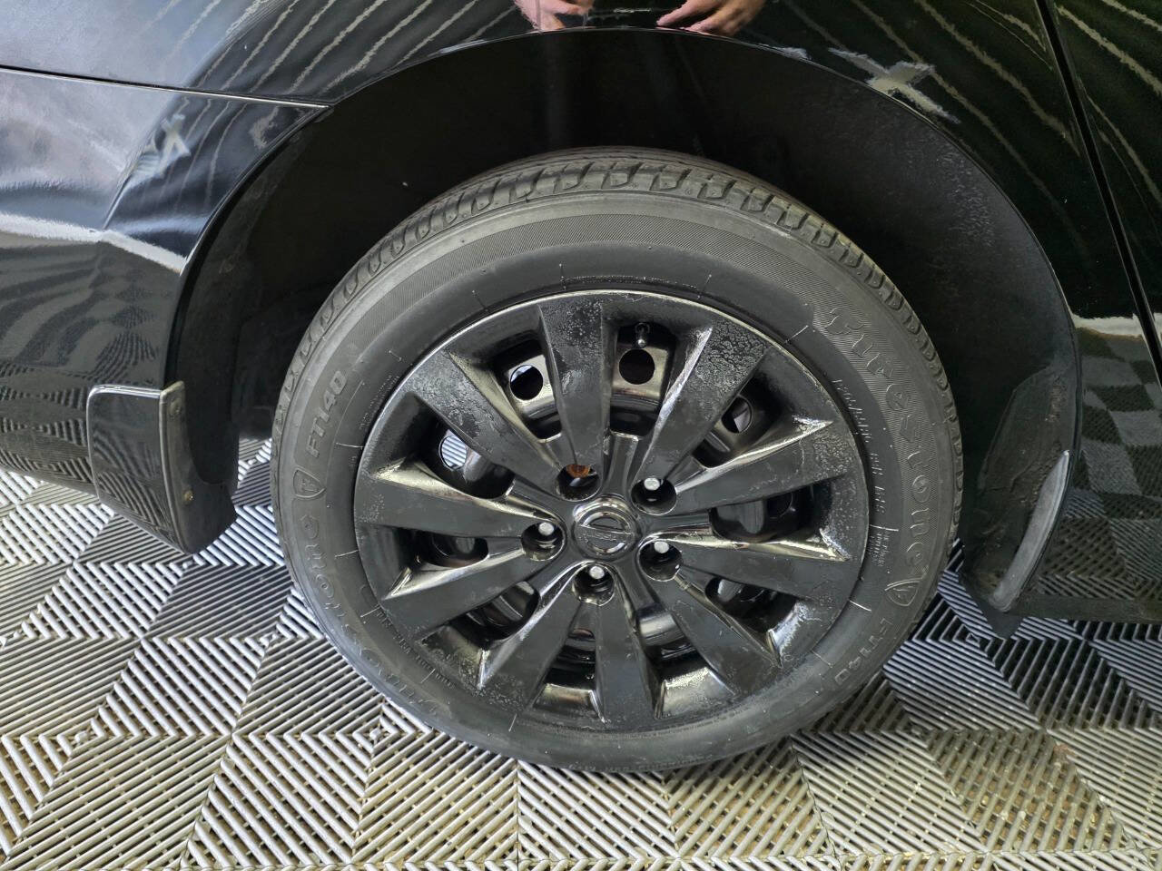 Used 2015 Nissan Sentra S image 35