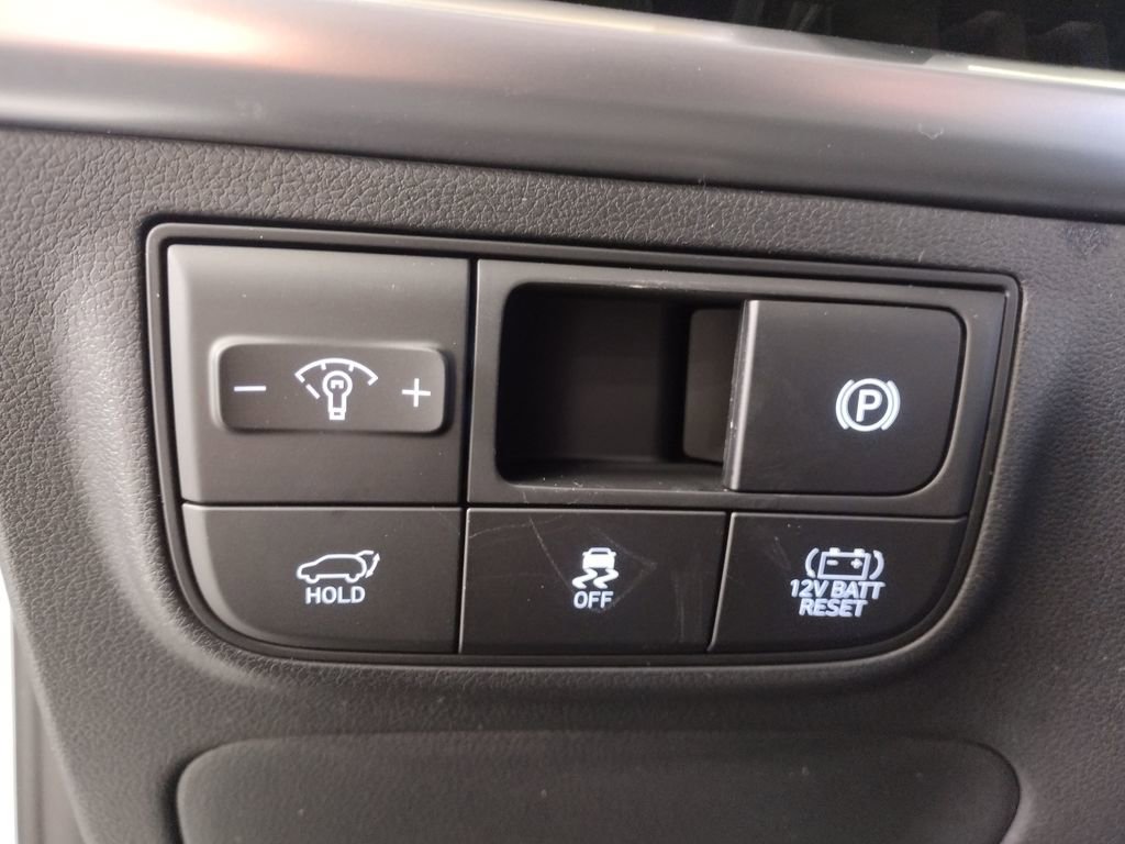 New 2026 Hyundai Tucson Limited image 30