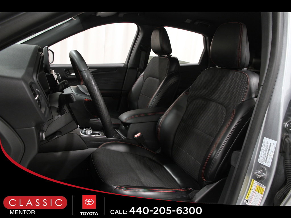 Used 2023 Ford Escape ST-Line image 5