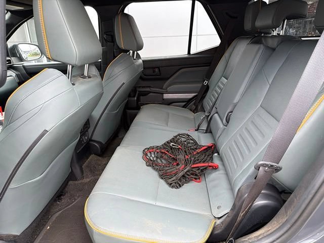 Certified 2025 Toyota 4Runner Trailhunter AWD/4WD image 16