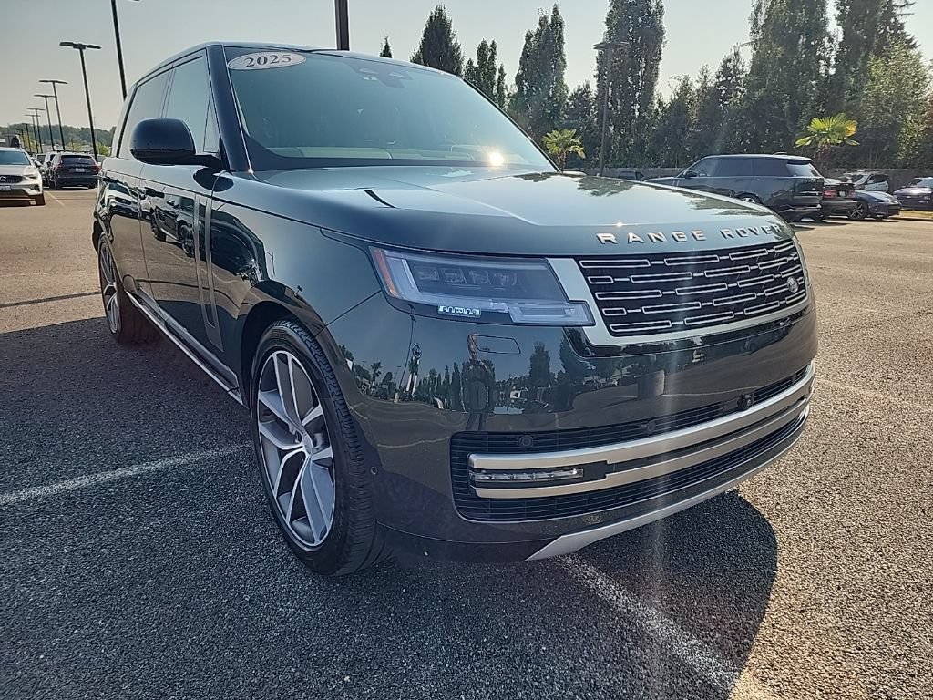 Certified 2025 Land Rover Range Rover Long Wheelbase SE AWD/4WD image 5