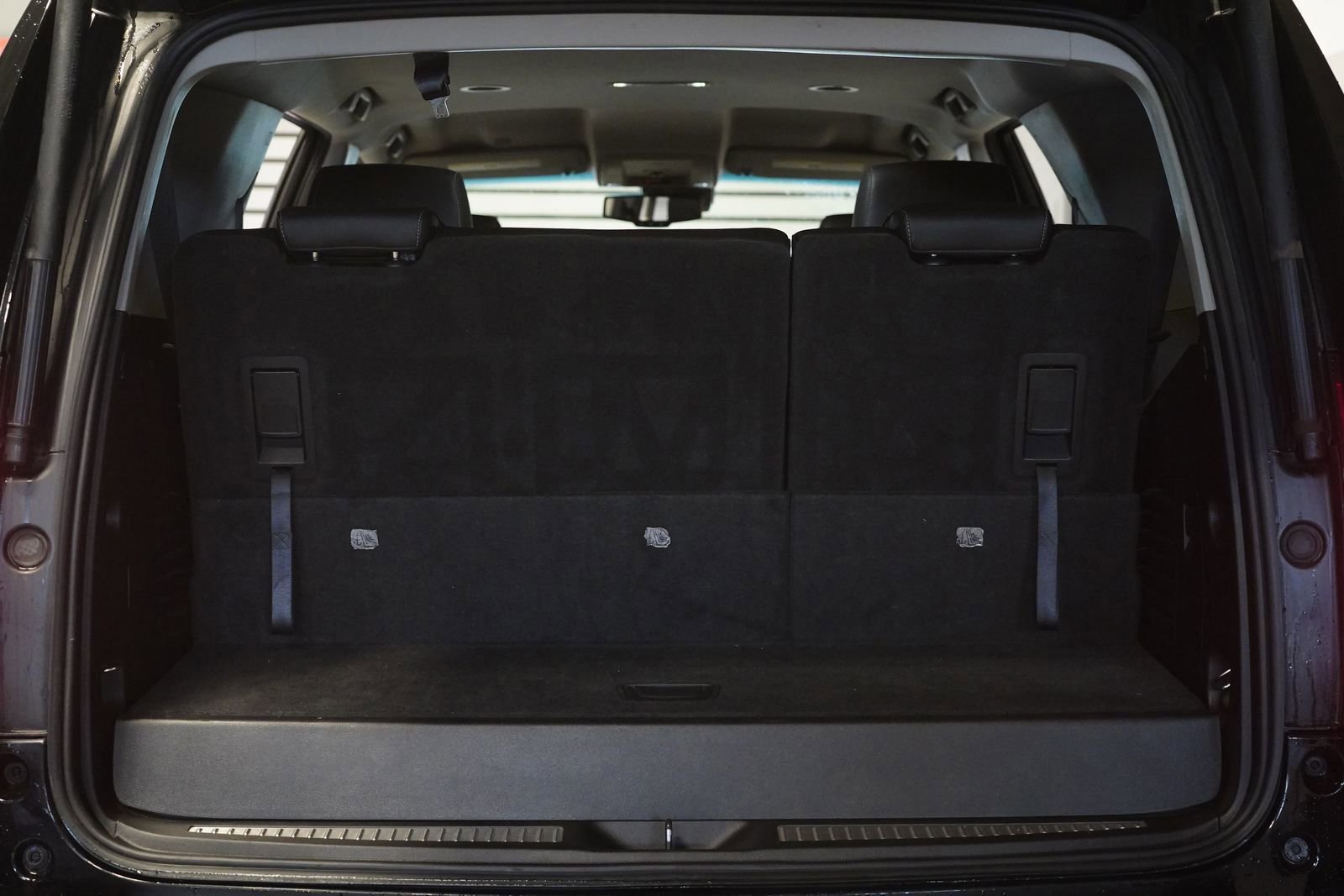 Used 2018 Chevrolet Tahoe LT image 32